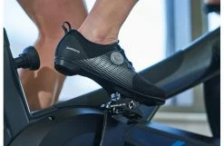 Chaussures Vélo De Salle Femme SHIMANO IC500 2020 -Promos Pédales vélo Magasin chaussures velo de salle femme shimano ic500 2020 20